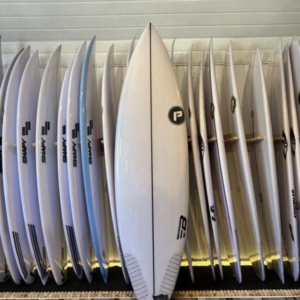 Pró-Ilha Weapon 5’10 19,00 x 2,38 = 27,3L