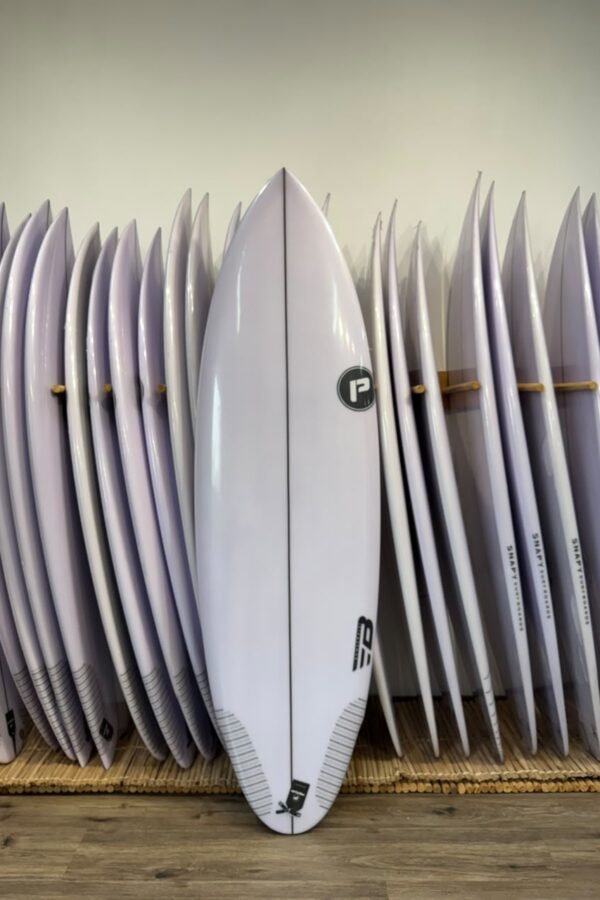 Pró-Ilha Black Eye 5’11 20,62 x 2,55 34,2L